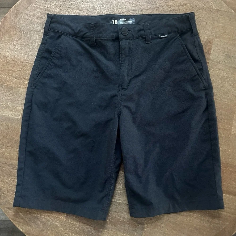 Hurley Boy's Black Dri-Fit Shorts‎ Size 18